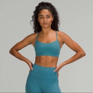 Lululemon athletica NWT flow y bra